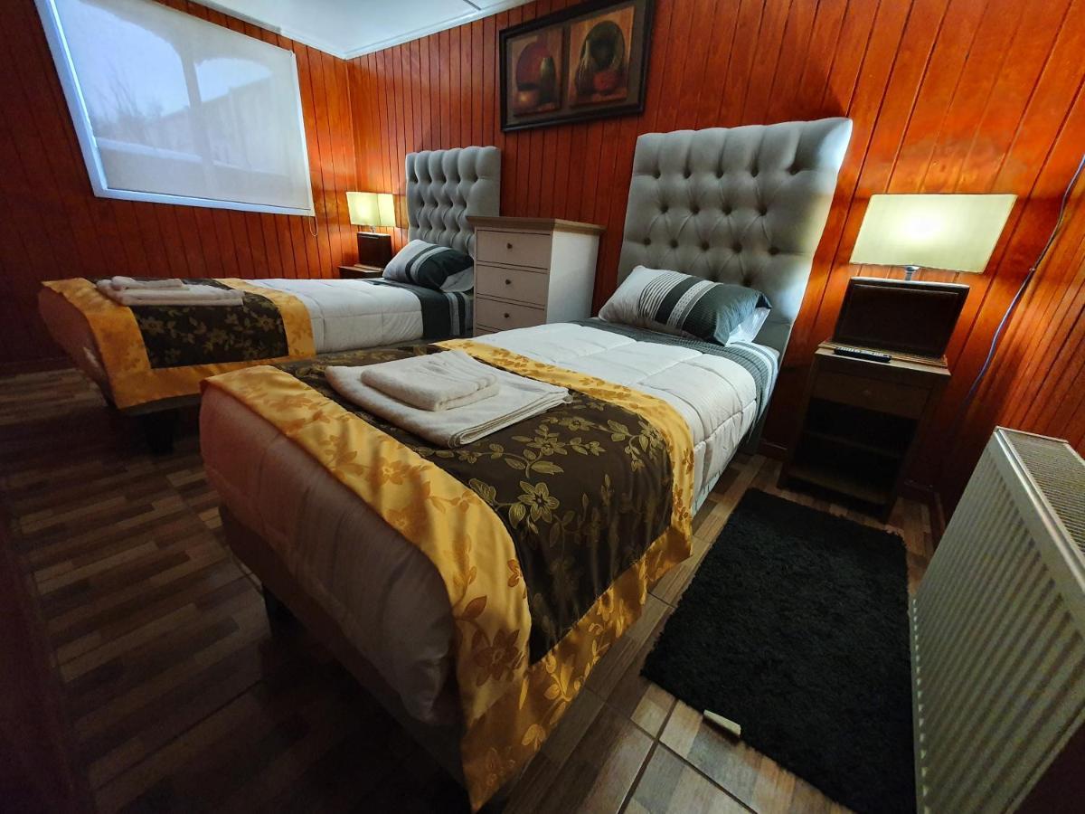 Hotel Forjadores Del Cabo De Hornos Puerto Williams Exteriör bild