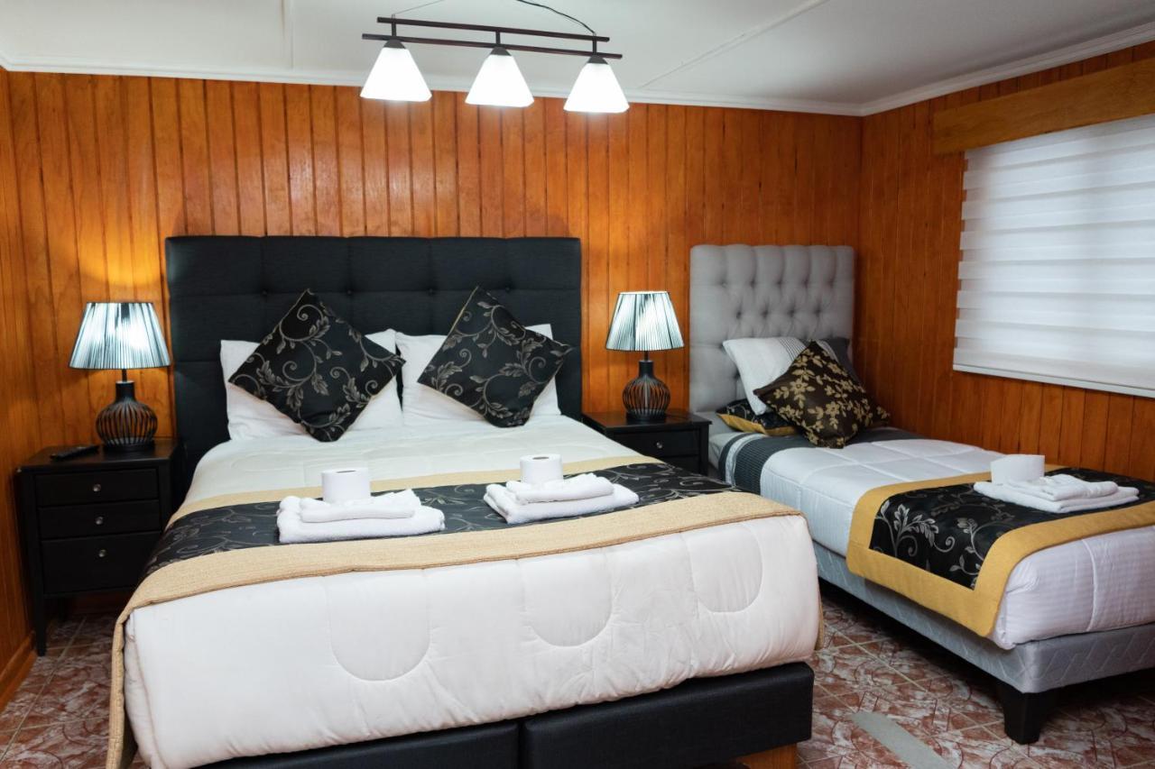Hotel Forjadores Del Cabo De Hornos Puerto Williams Exteriör bild