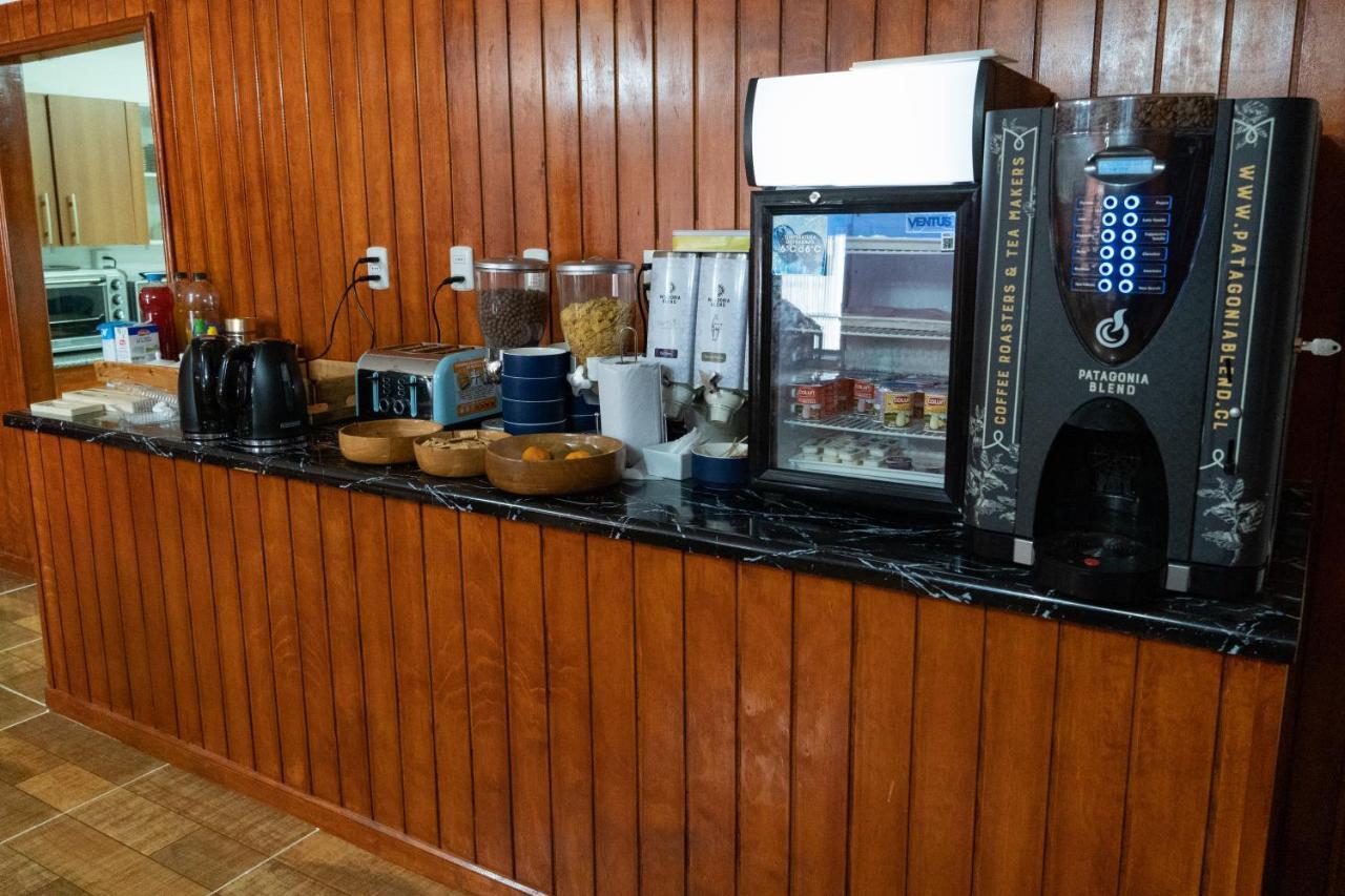 Hotel Forjadores Del Cabo De Hornos Puerto Williams Exteriör bild
